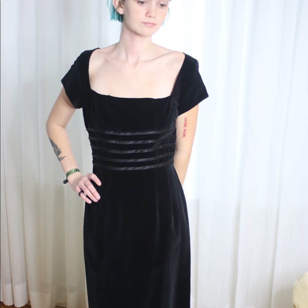 Vintage 1950’s Velvet Cocktail Dress